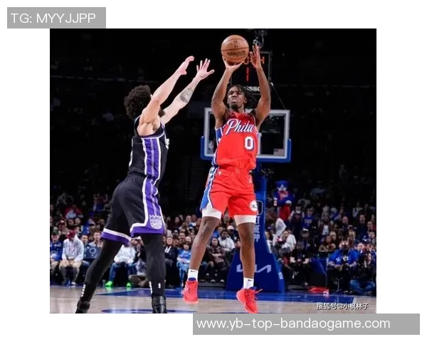 马克西表现不佳25投仅中7球贡献20分7助攻三分球命中率低迷仅2中8